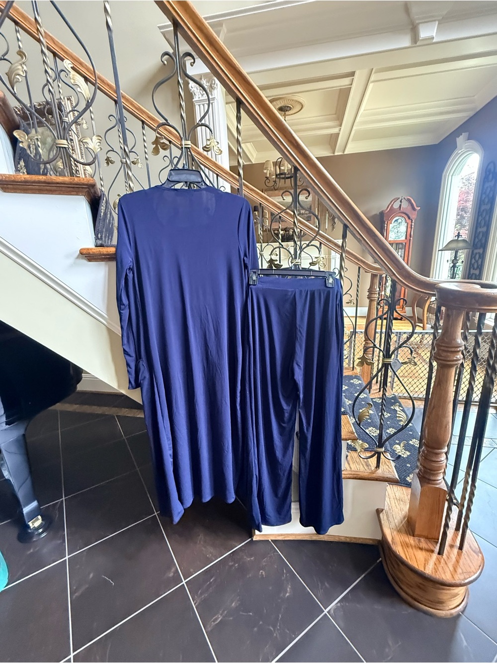 Brigitte Brianna 3 piece Navy travel set. M
Tank,long cardigan and pant. - Picture 6 of 10